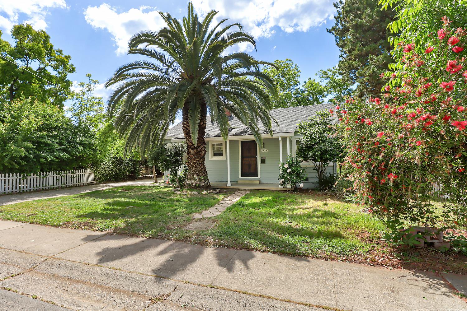 3728 62nd Street