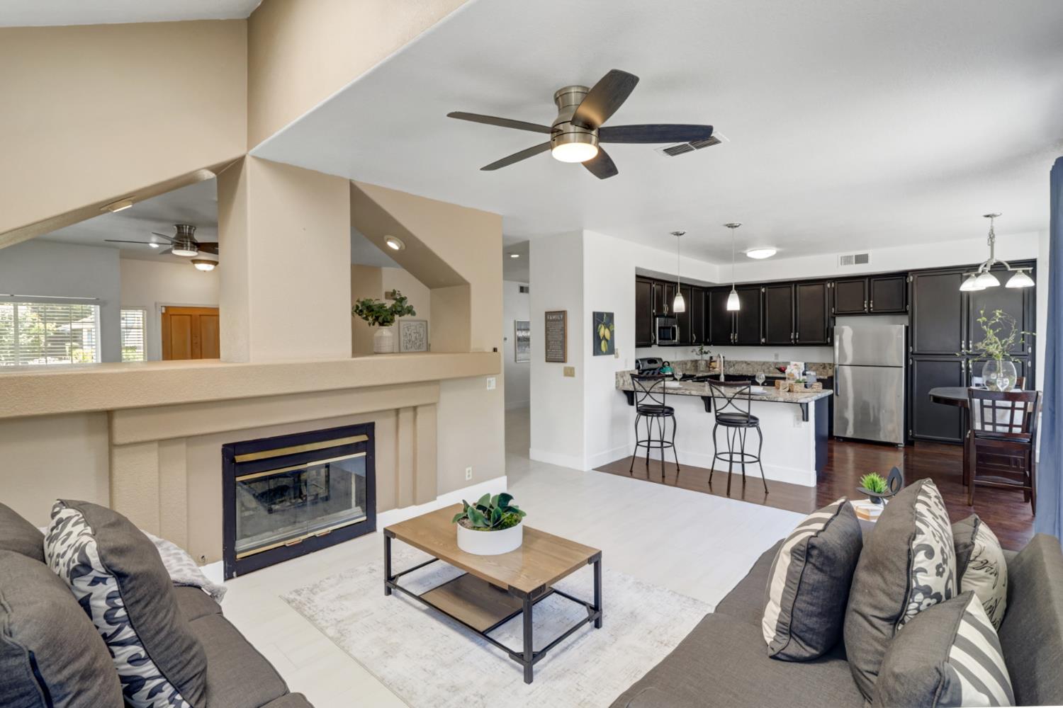 8218 Fountainarbor Way