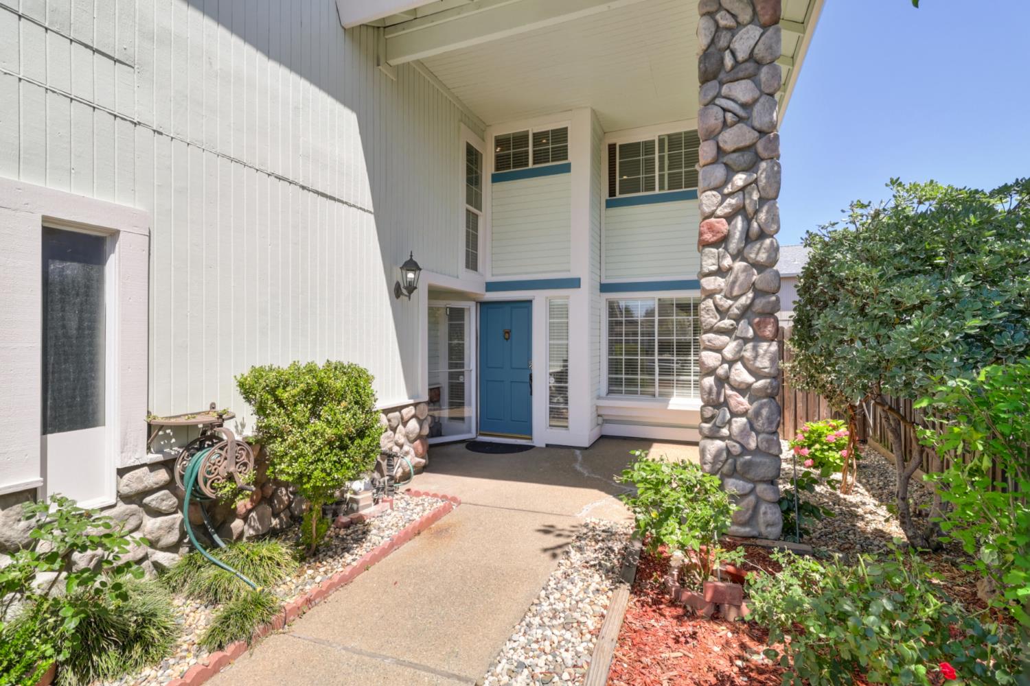8218 Fountainarbor Way