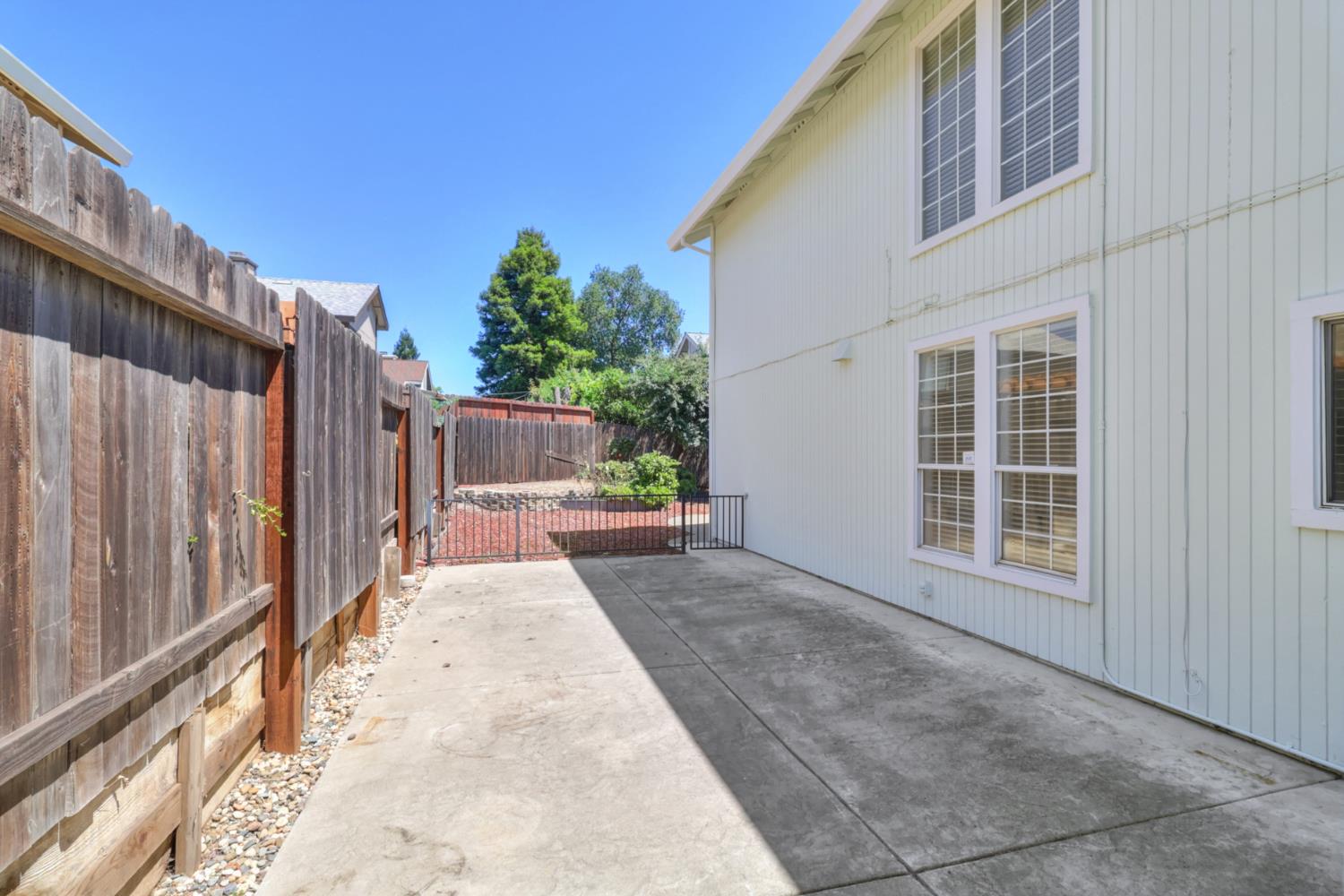 8218 Fountainarbor Way