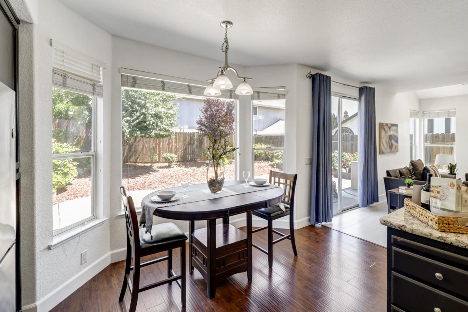 8218 Fountainarbor Way