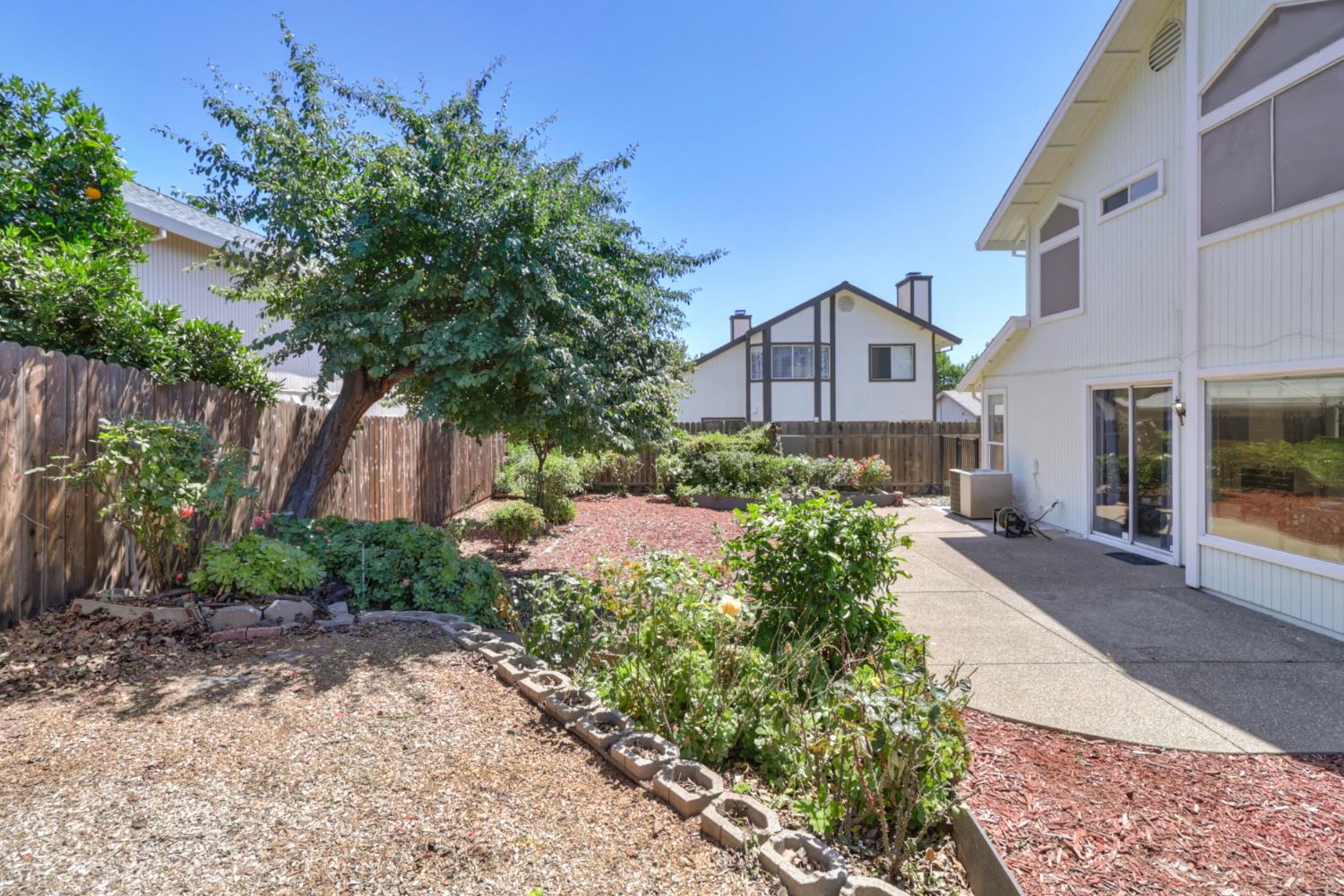 8218 Fountainarbor Way