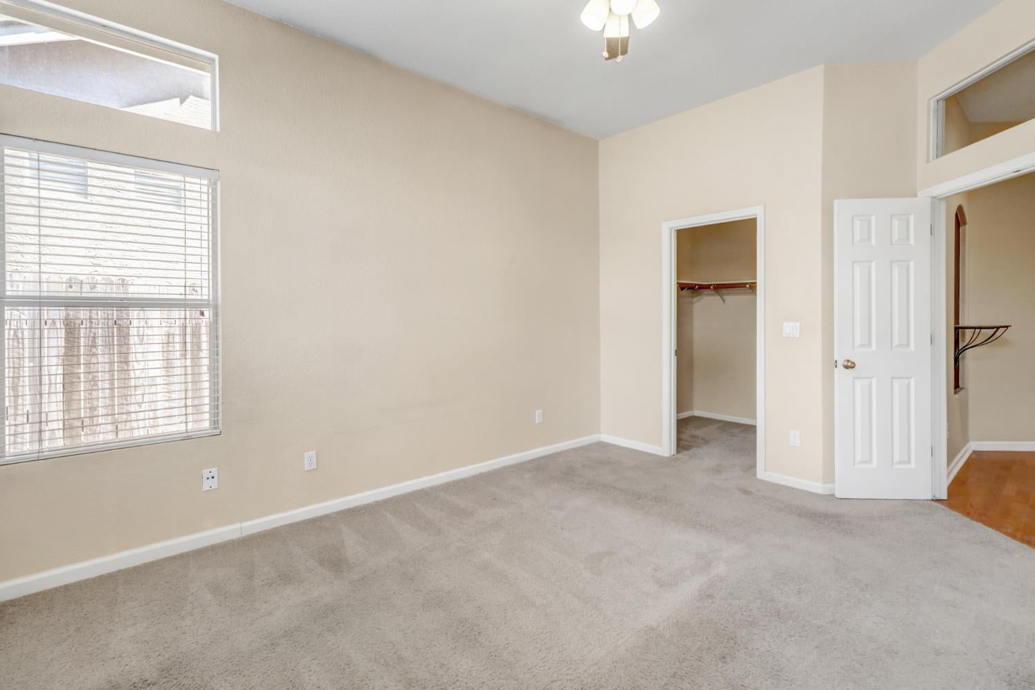 2748 Genesee Drive