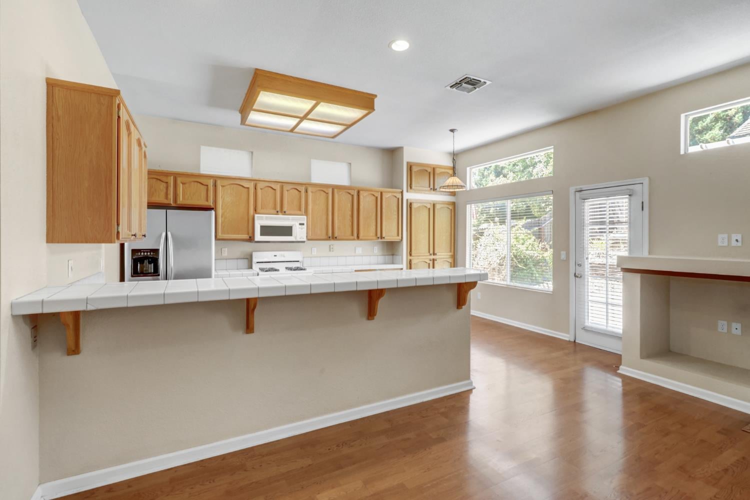 2748 Genesee Drive
