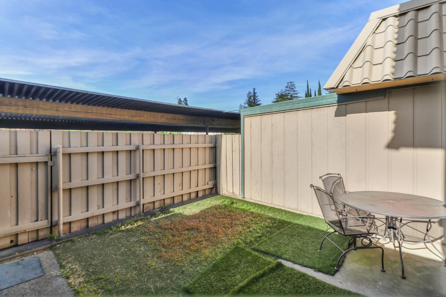2155 Cottage Way