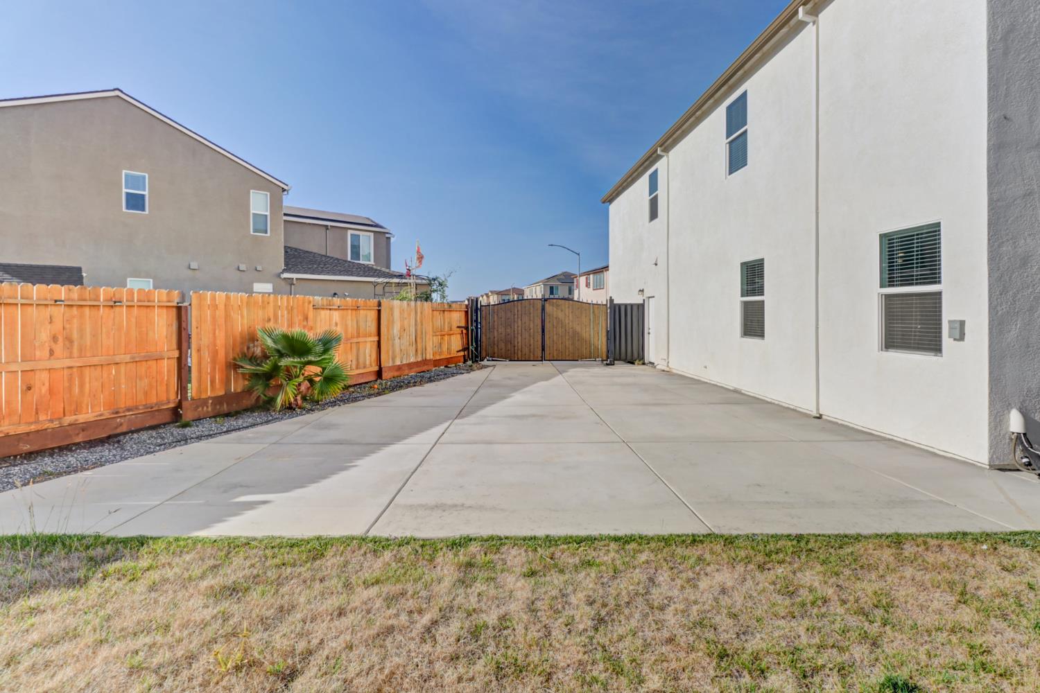 8679 Oldfield Way