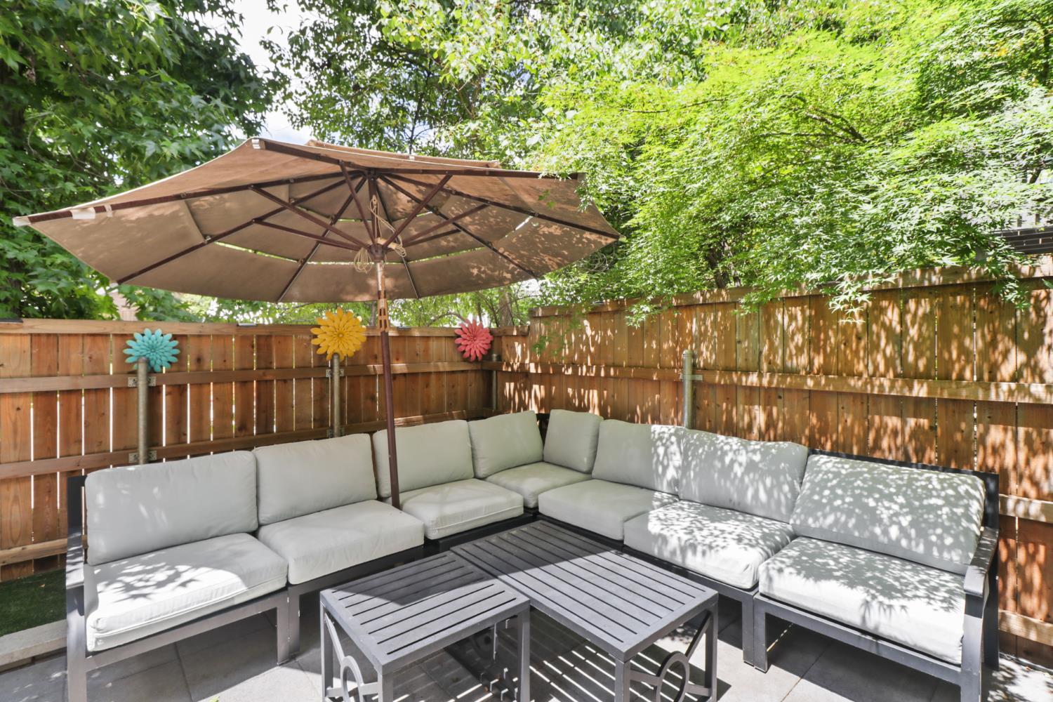 5233 Lake Knoll Lane