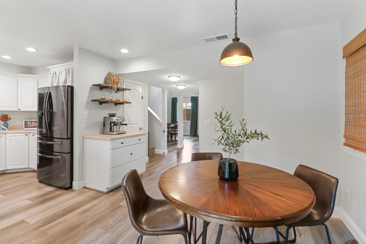 5233 Lake Knoll Lane