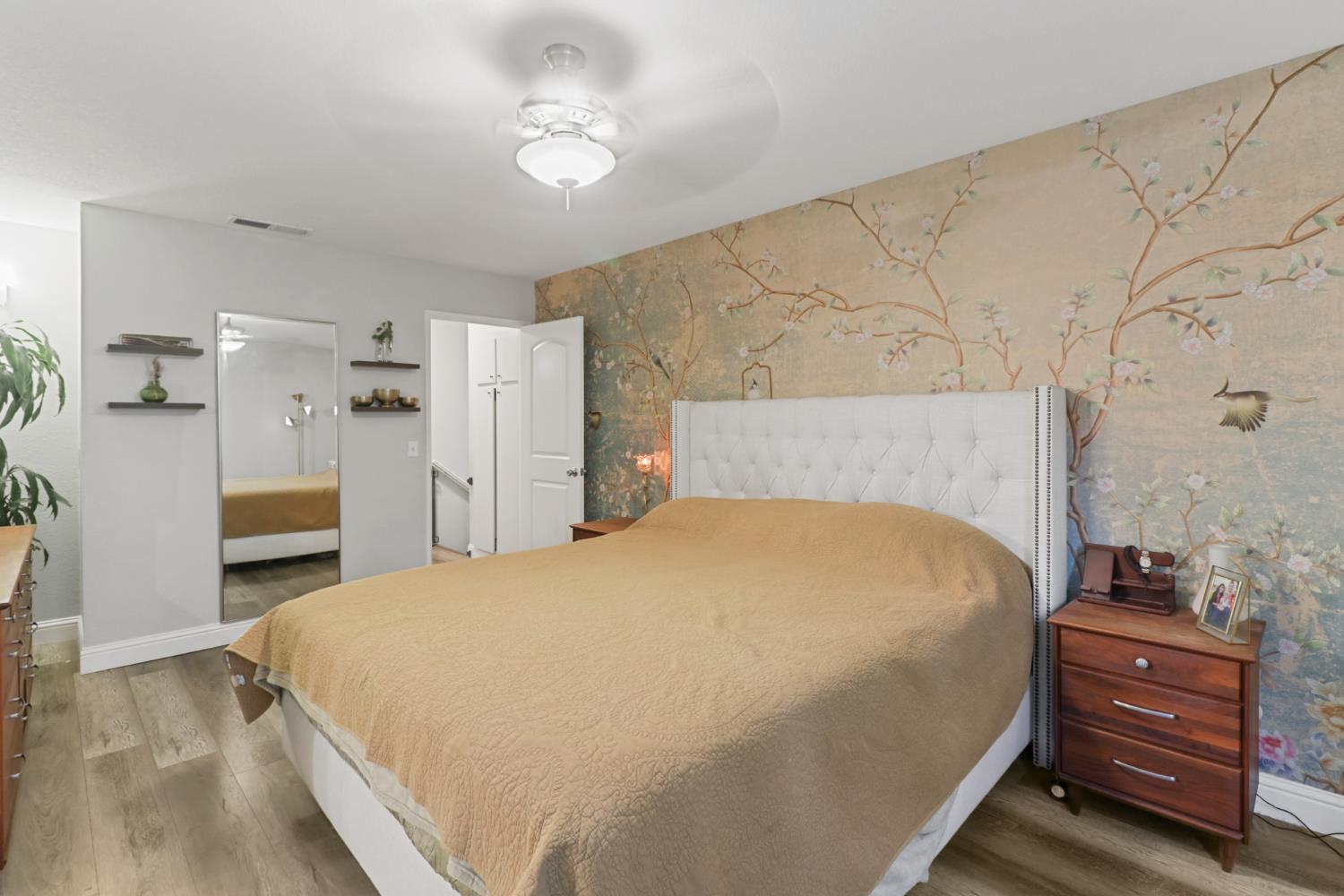 5233 Lake Knoll Lane
