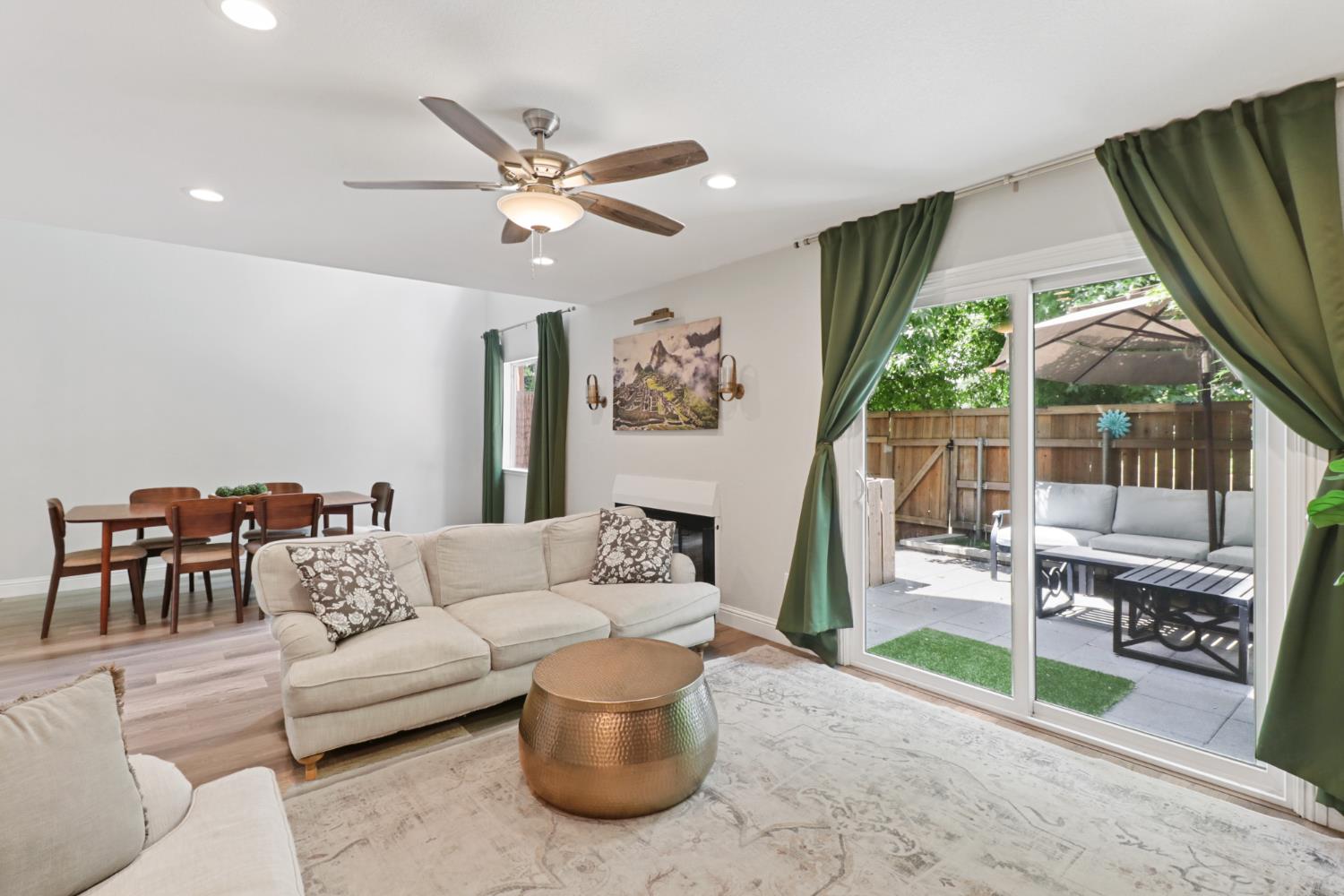 5233 Lake Knoll Lane