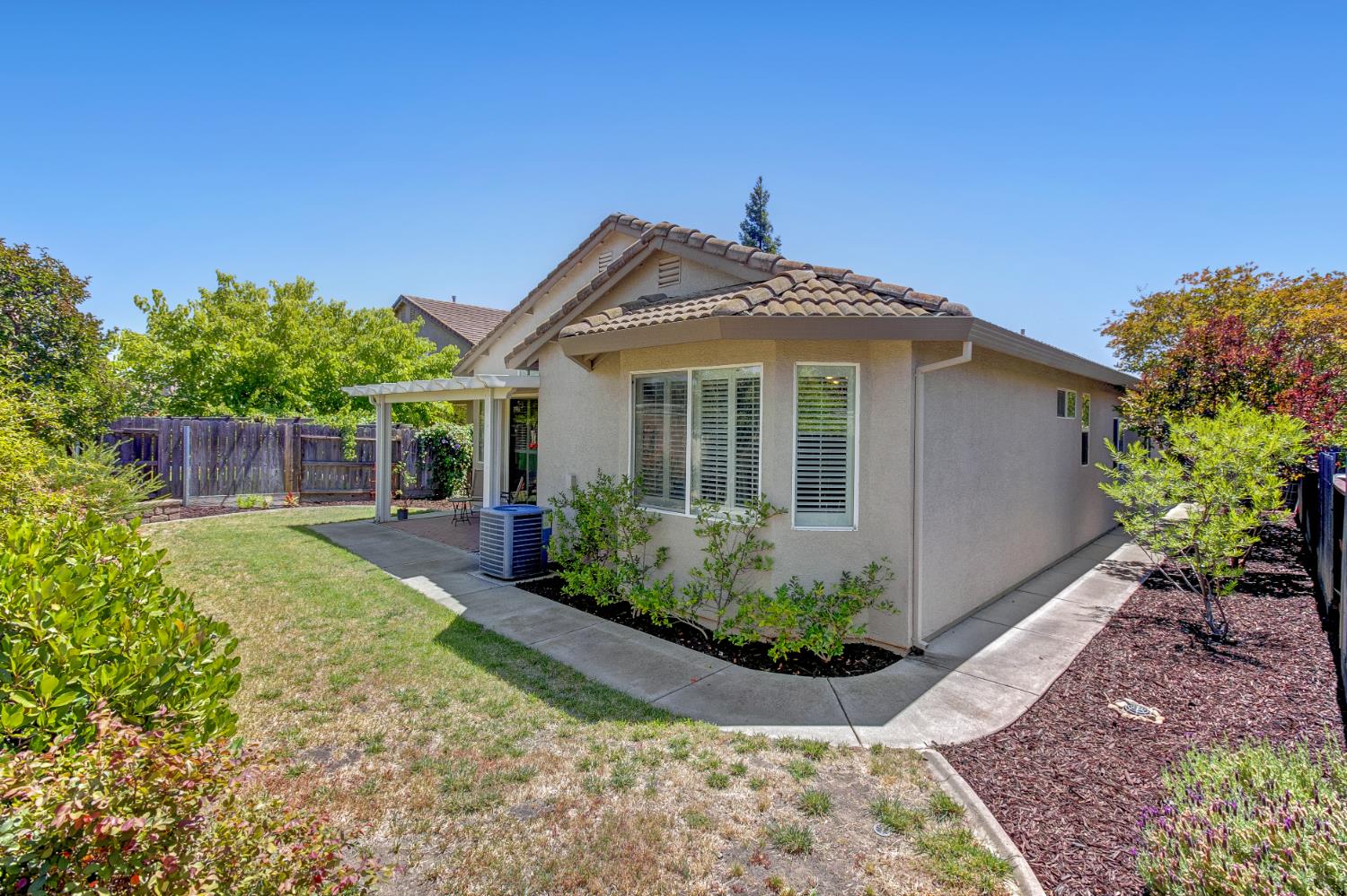 3505 Riojo Way