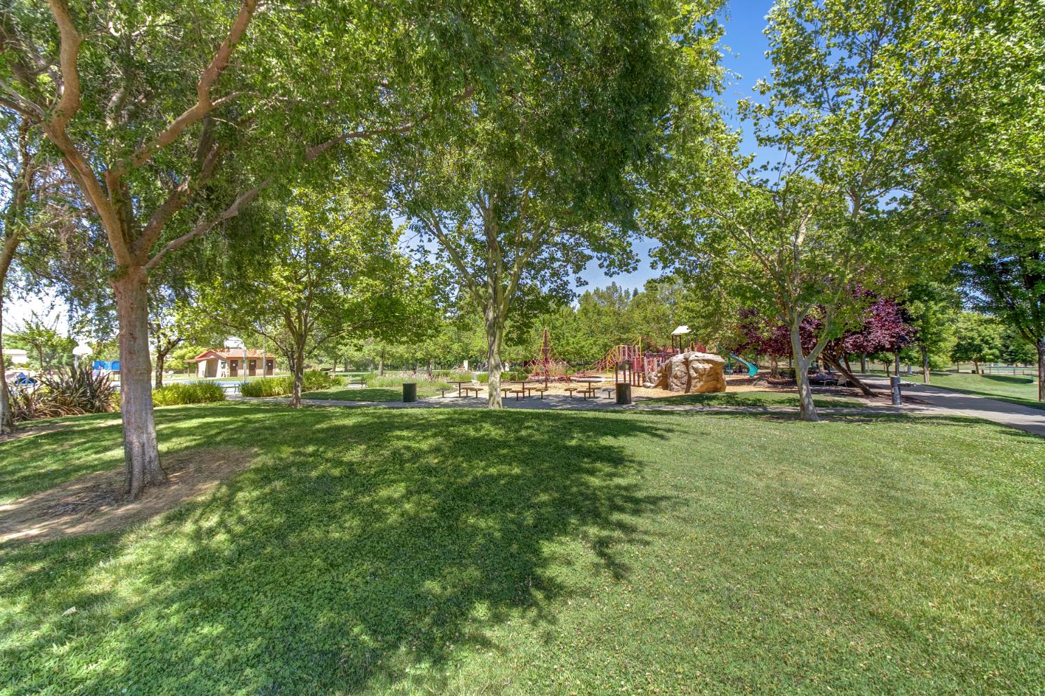 3505 Riojo Way
