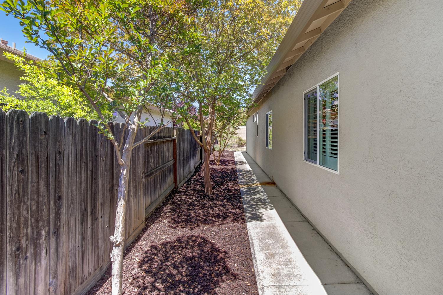 3505 Riojo Way