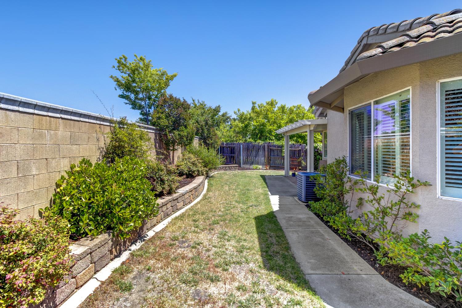 3505 Riojo Way