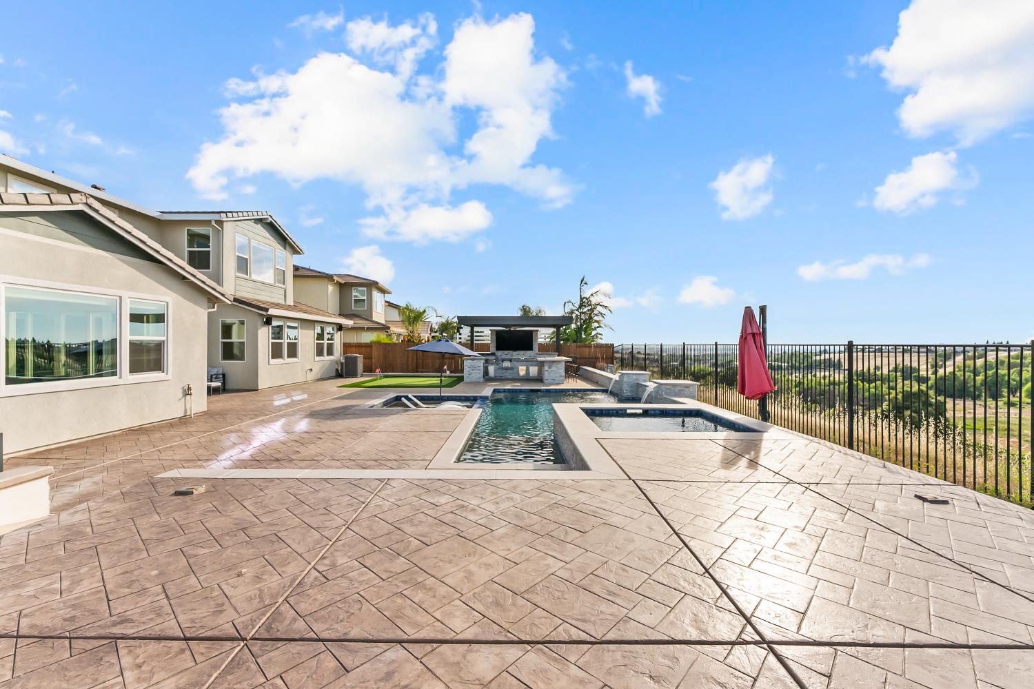 3090 Anastasia Way