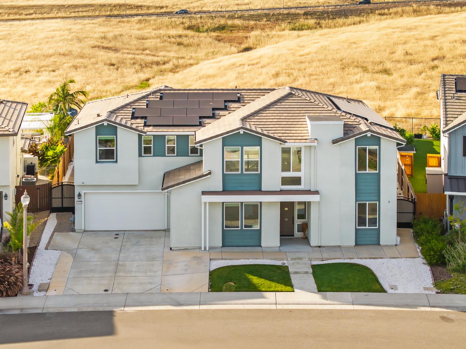 3090 Anastasia Way