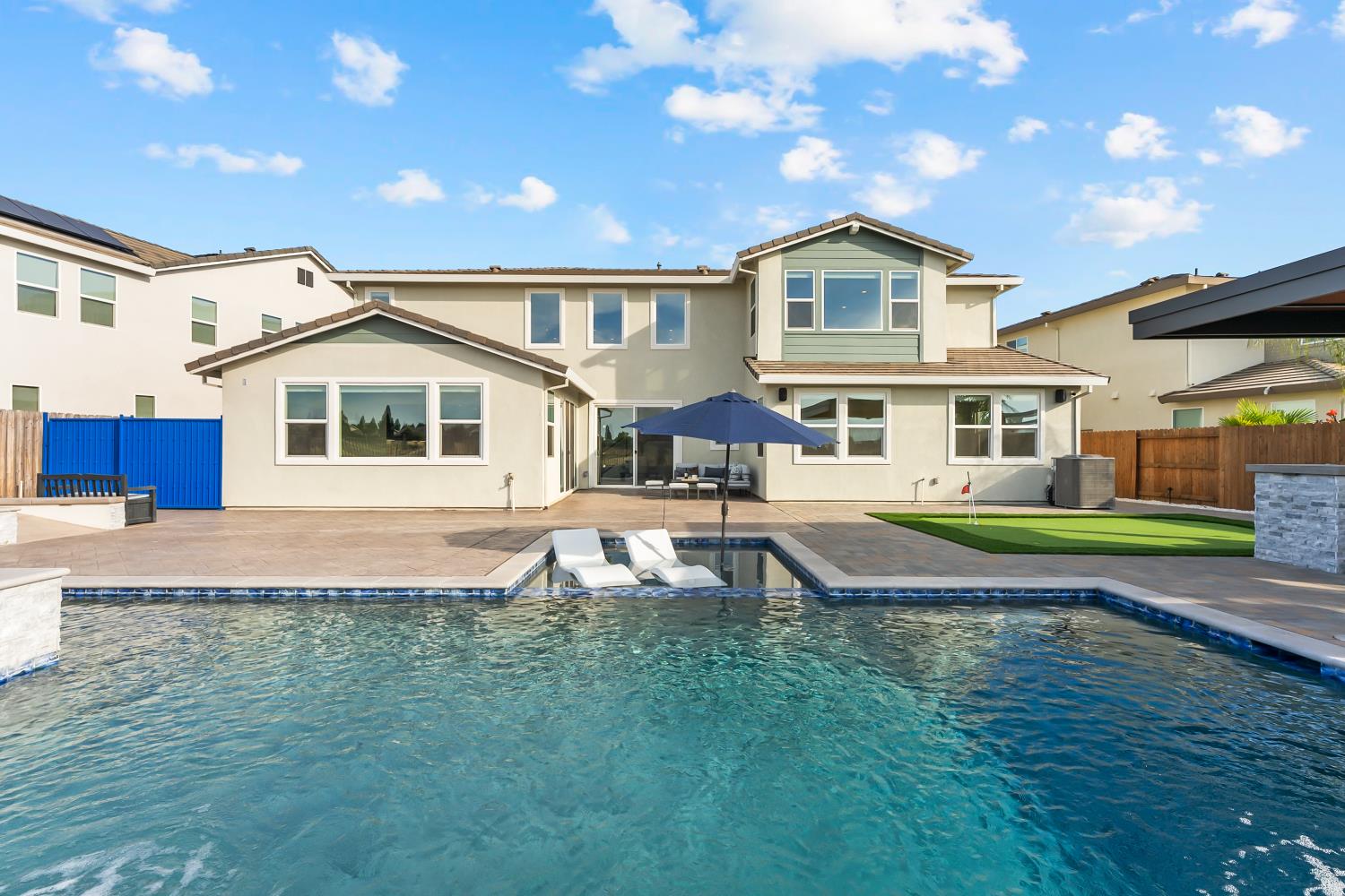 3090 Anastasia Way