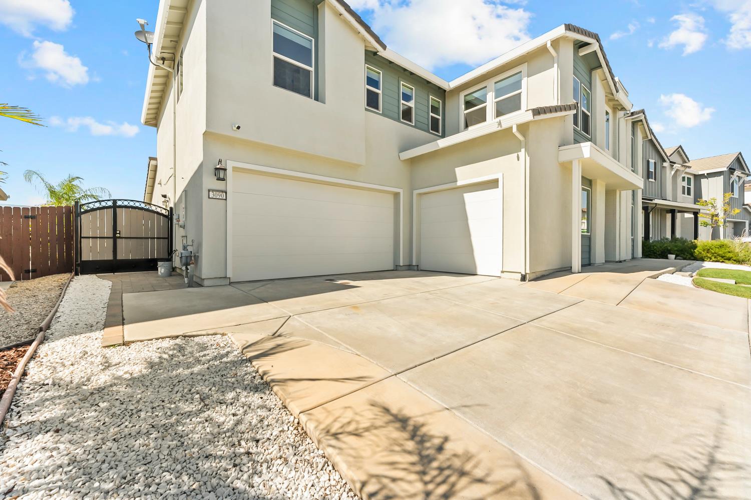 3090 Anastasia Way