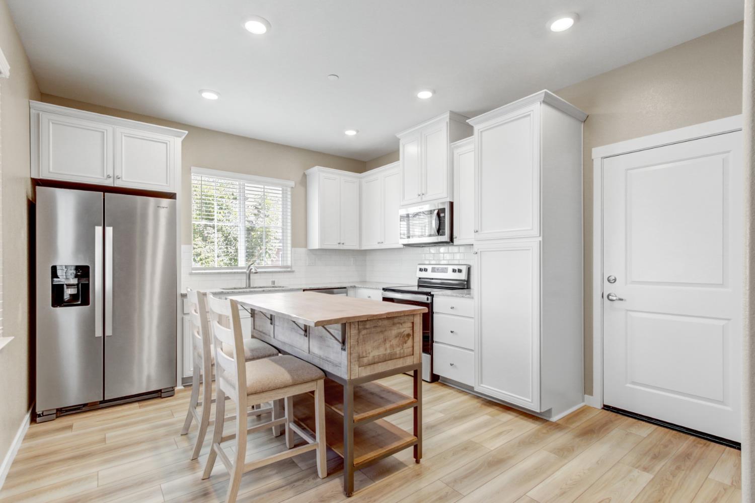 2990 Bowery Lane