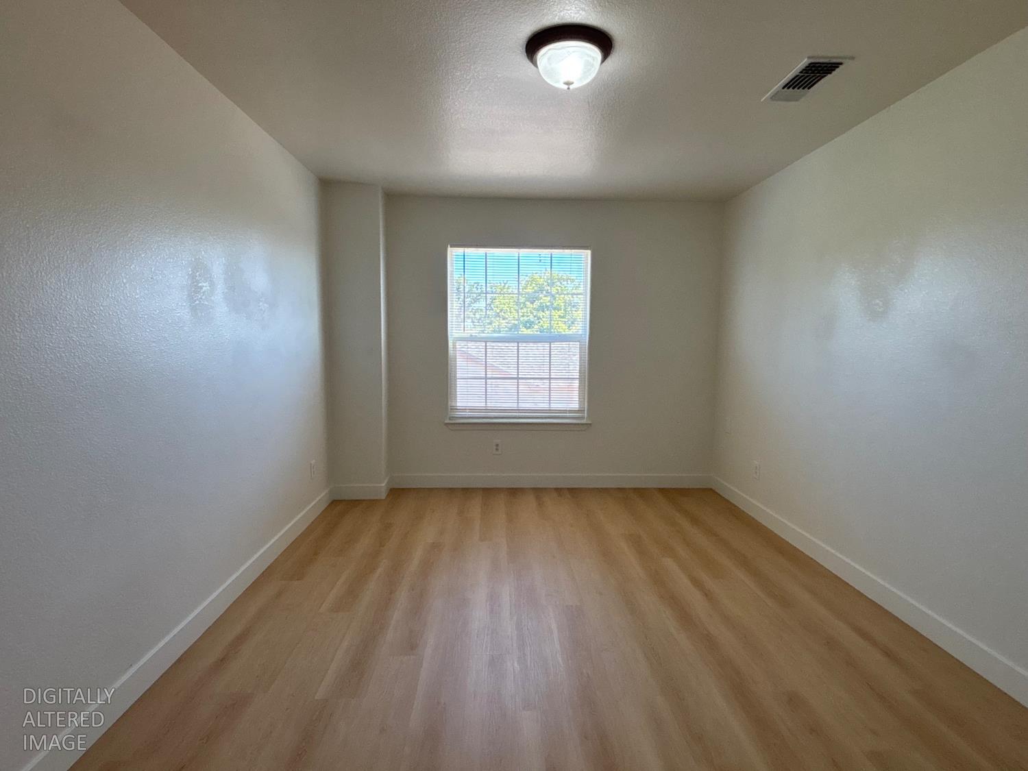 1060 Roanoke Avenue