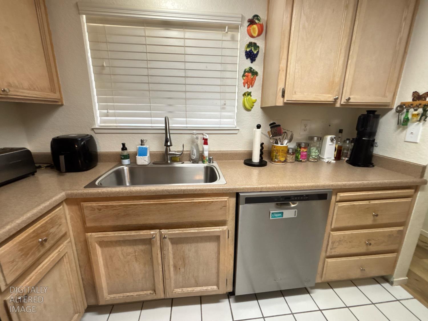 720 Sunrise Avenue 51