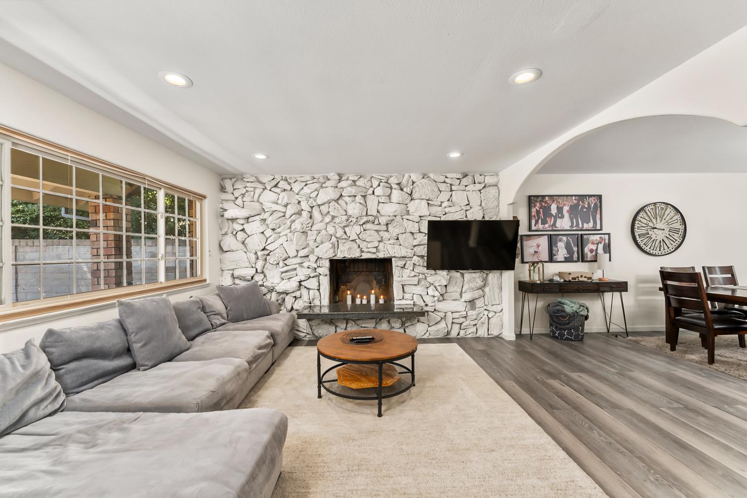 8907 Trujillo Way