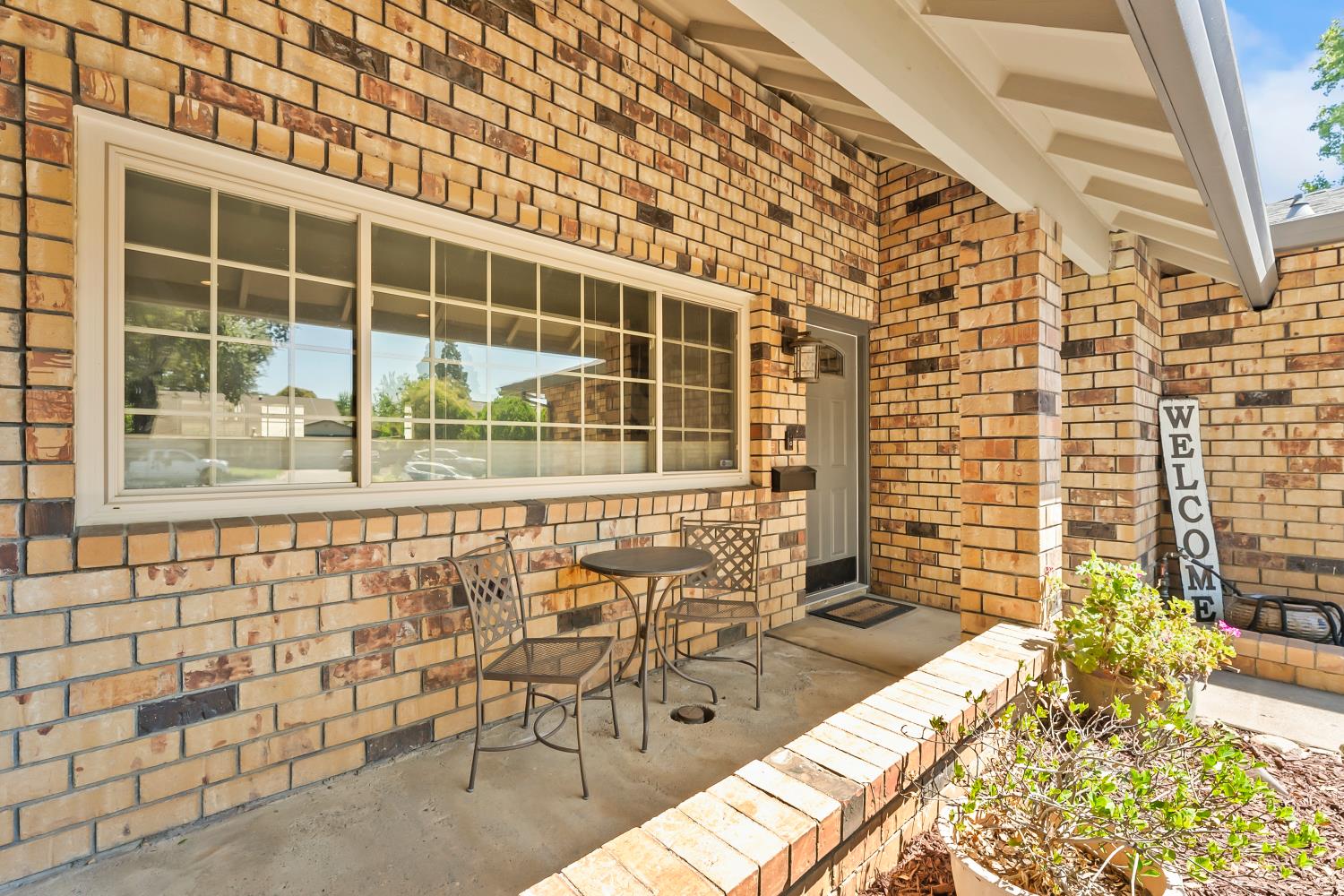 8907 Trujillo Way