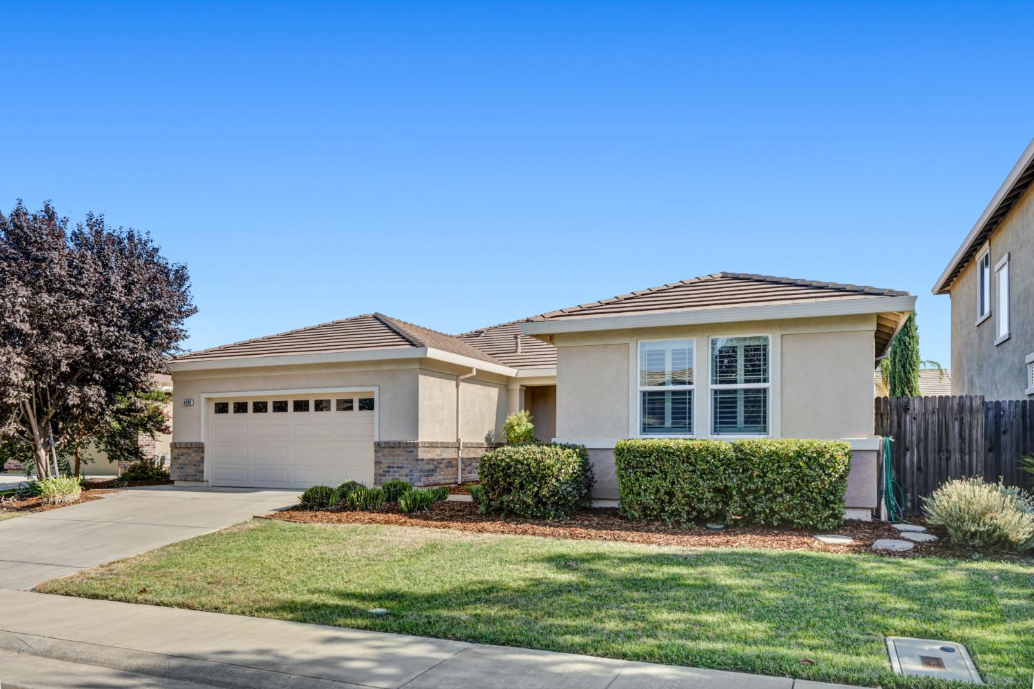 4109 Pingree Lake Way