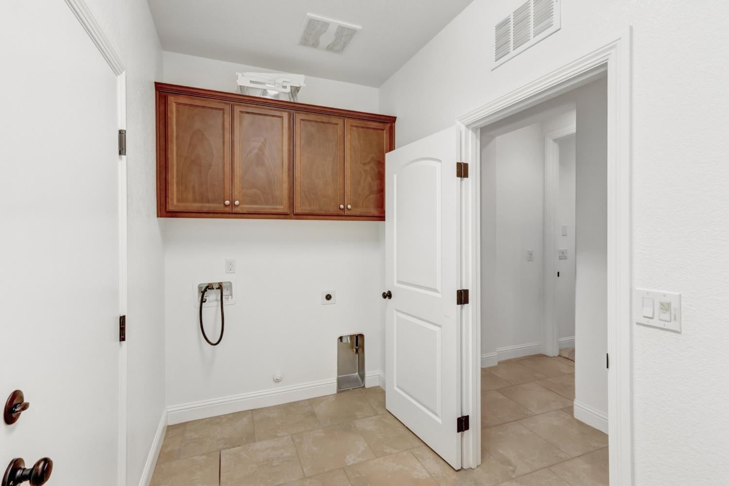 4109 Pingree Lake Way