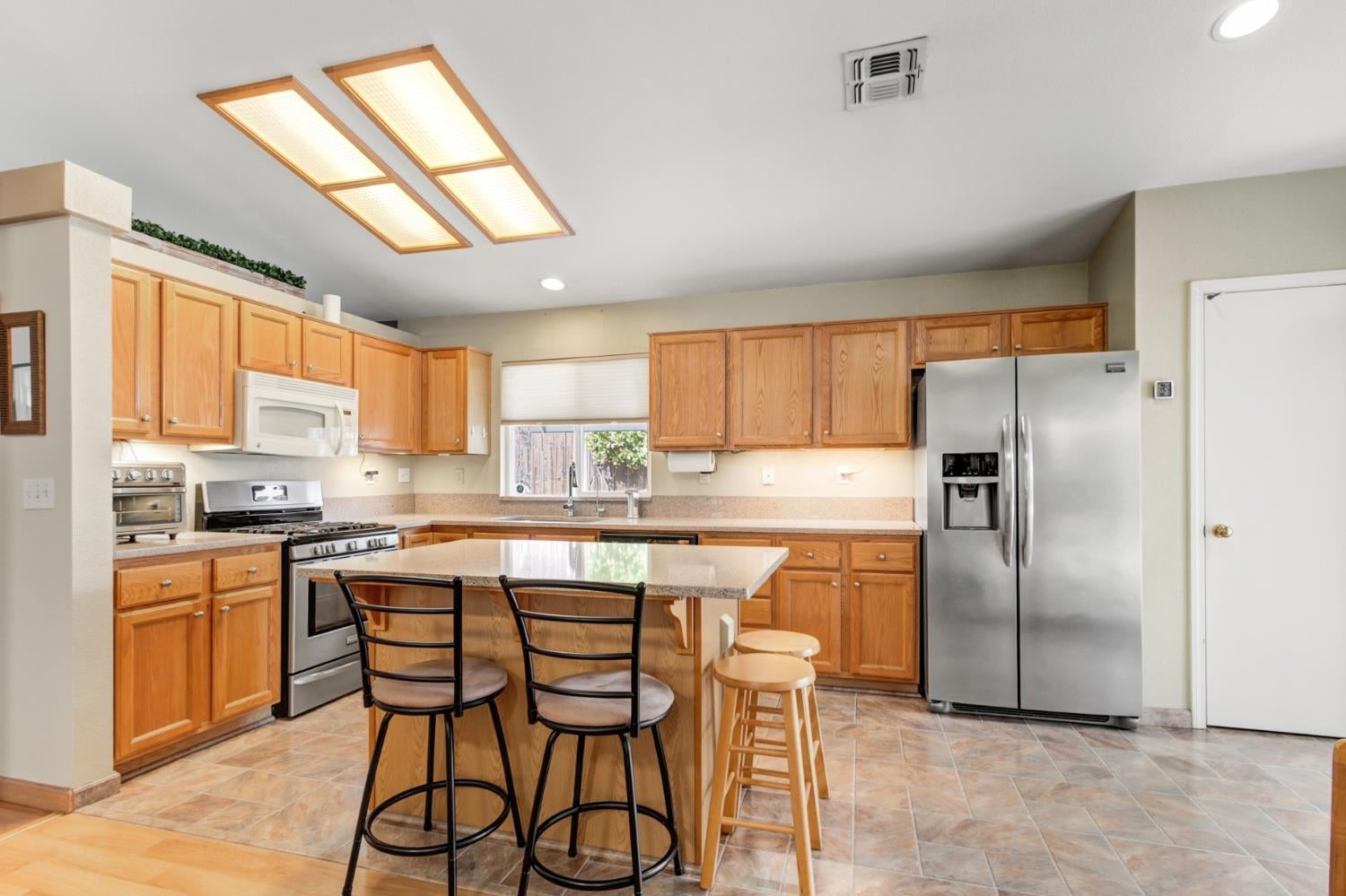 10659 Basie Way