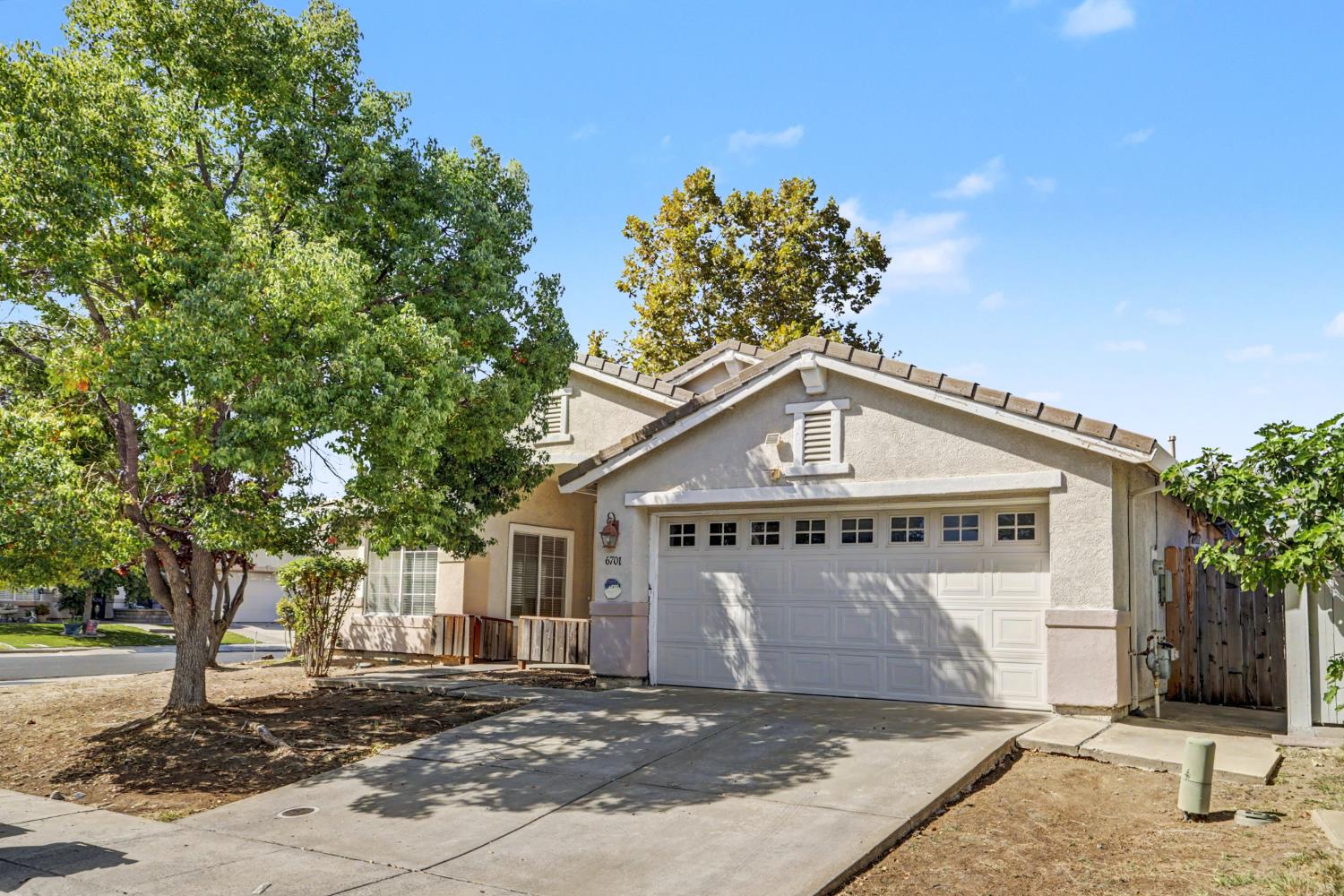 6701 Walbridge Way