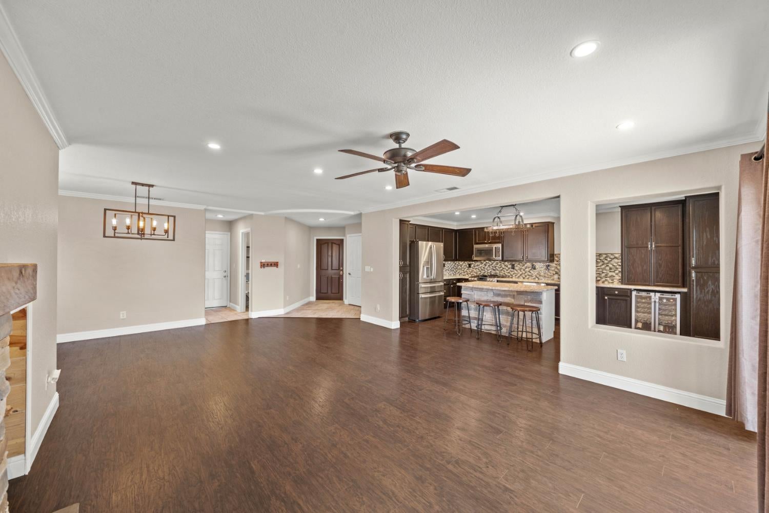5547 Cabrillo Way