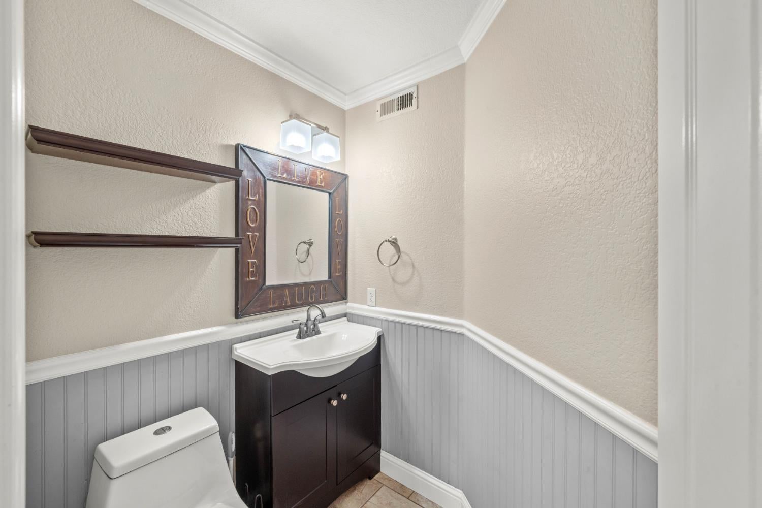 5547 Cabrillo Way