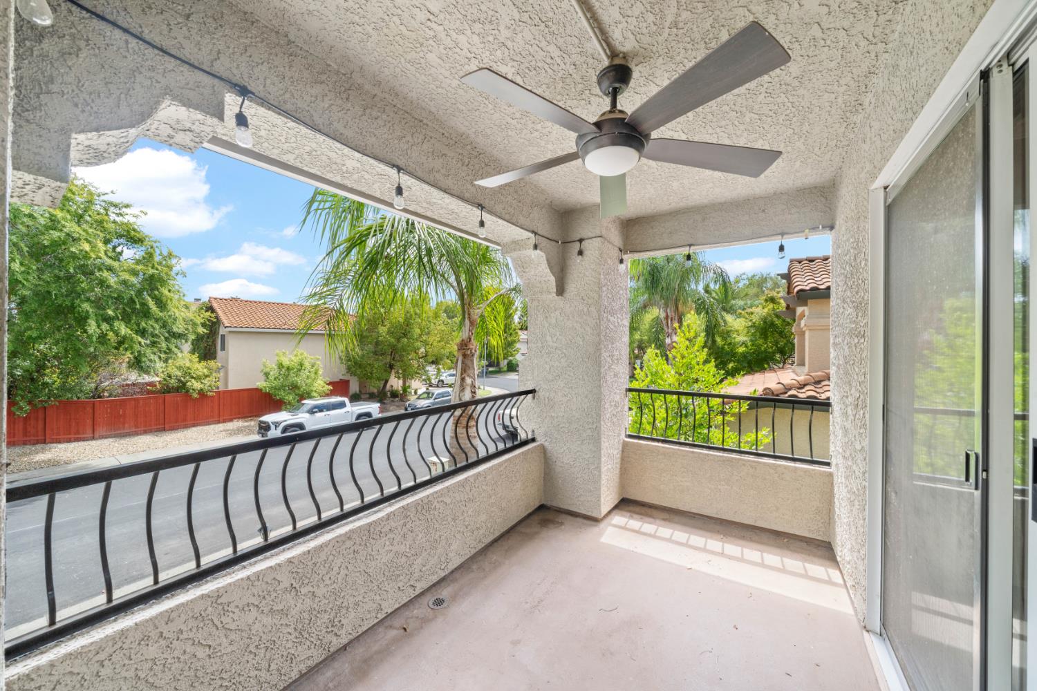 5547 Cabrillo Way
