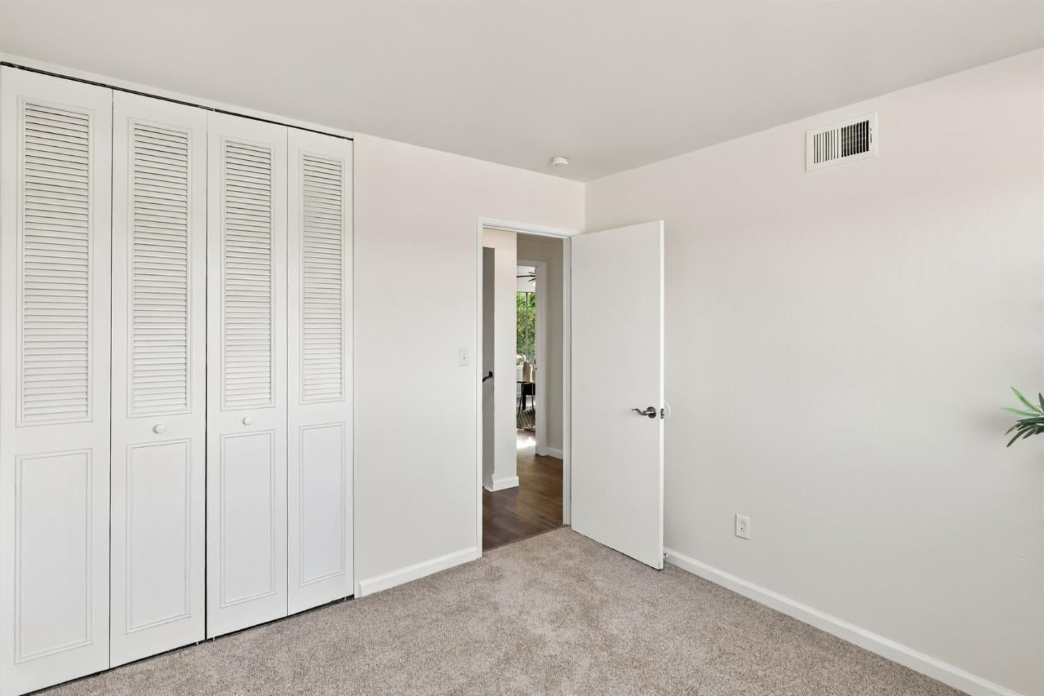 7755 Envoy Way