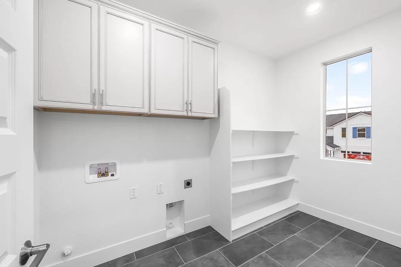 12665 Quantum Way