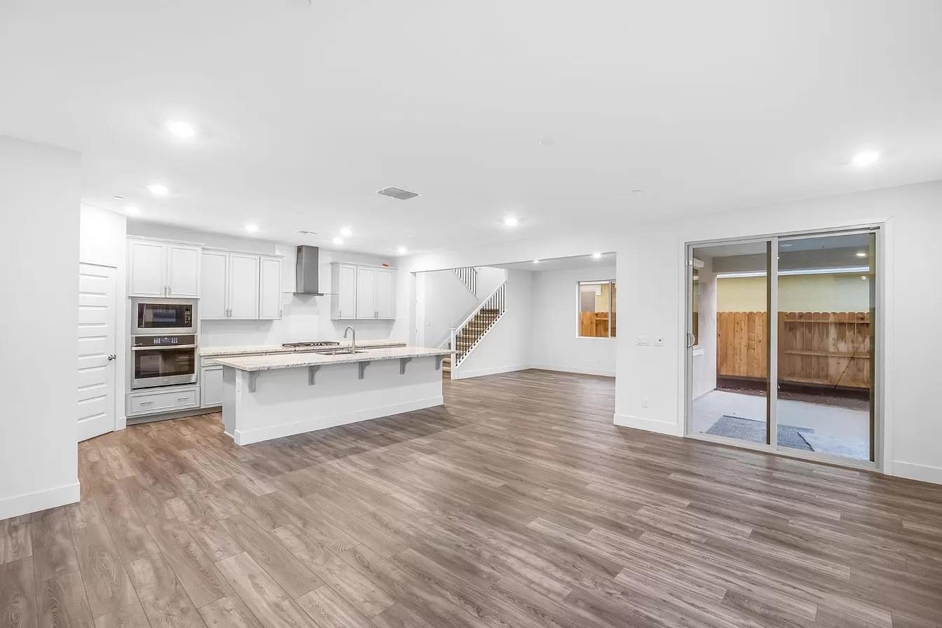 12665 Quantum Way
