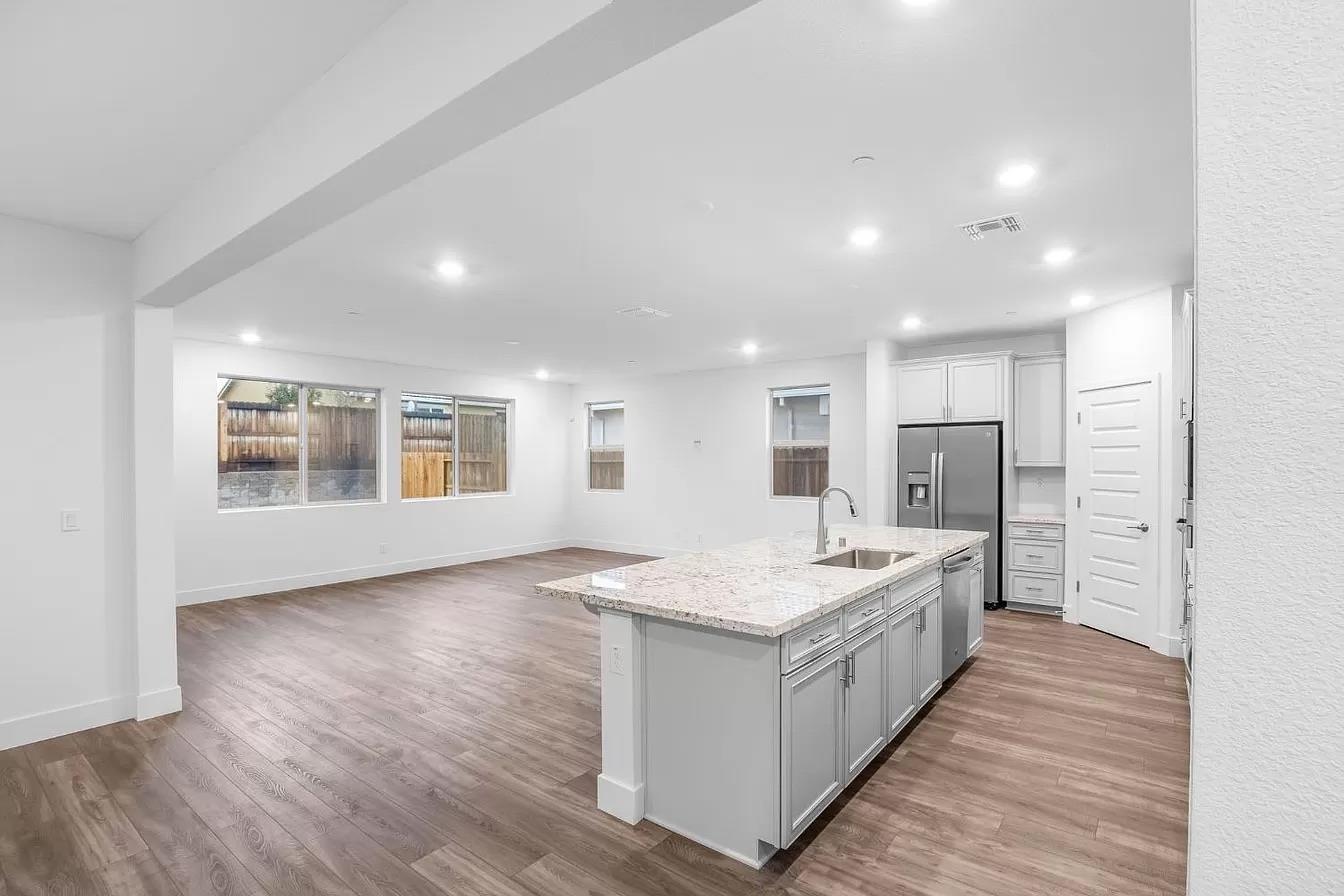 12665 Quantum Way