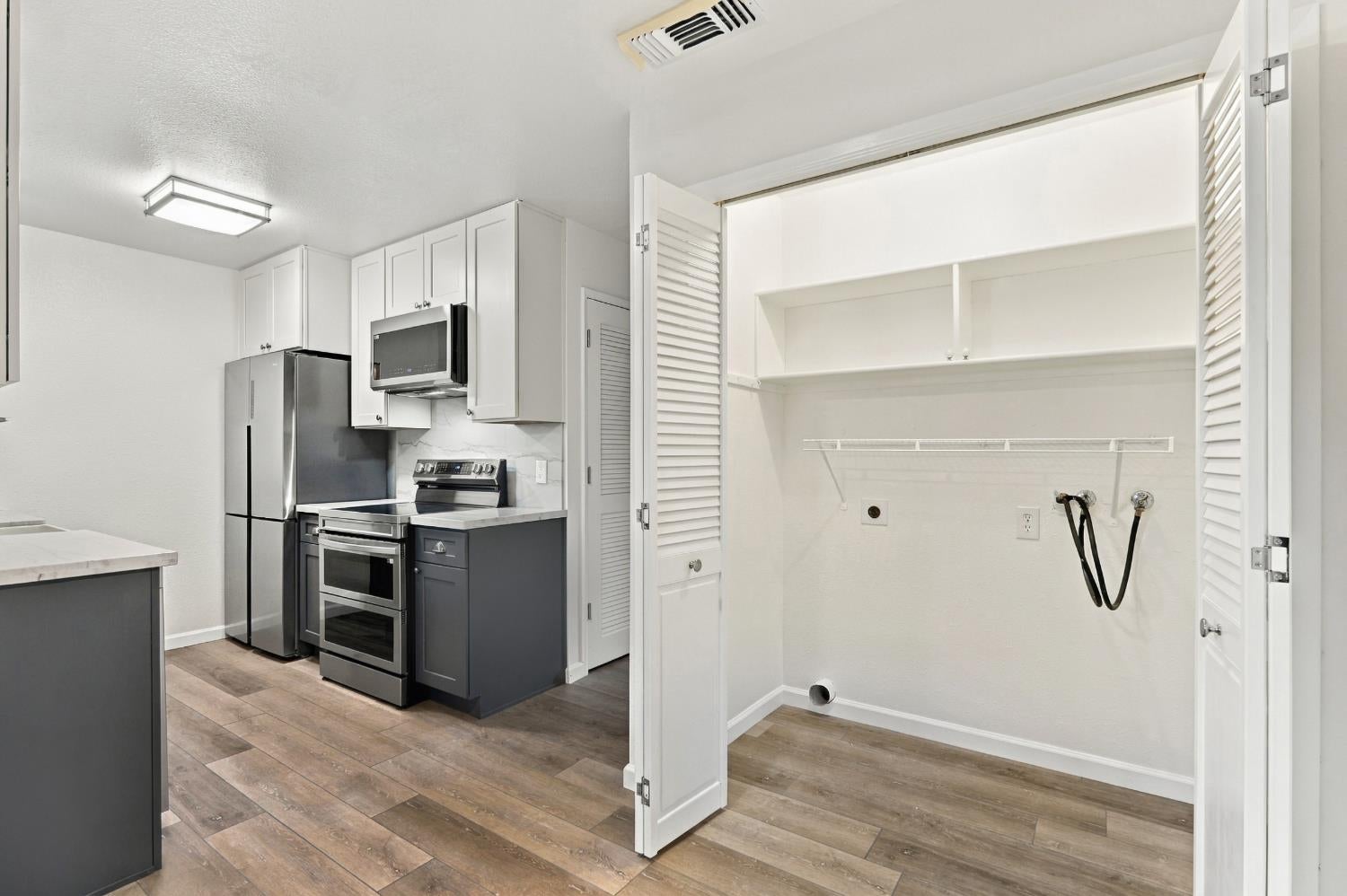 9101 Newhall Drive 51