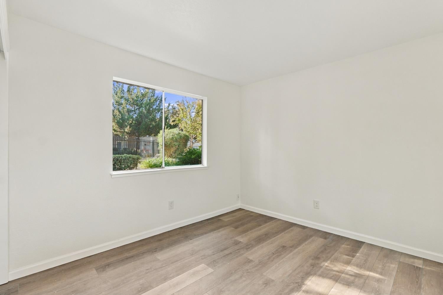 9101 Newhall Drive 51