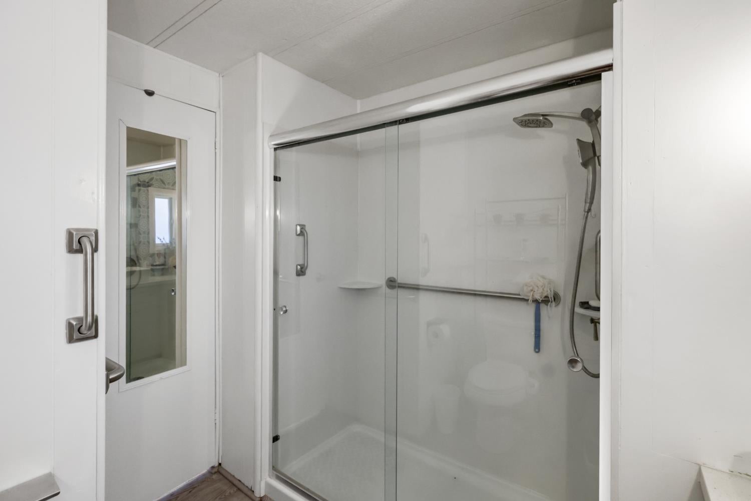 129 E Royalwood