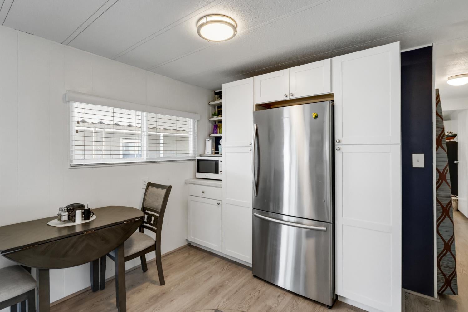129 E Royalwood