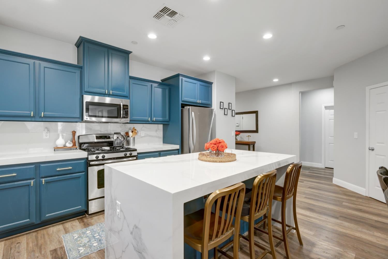 12373 Muir Trail Way