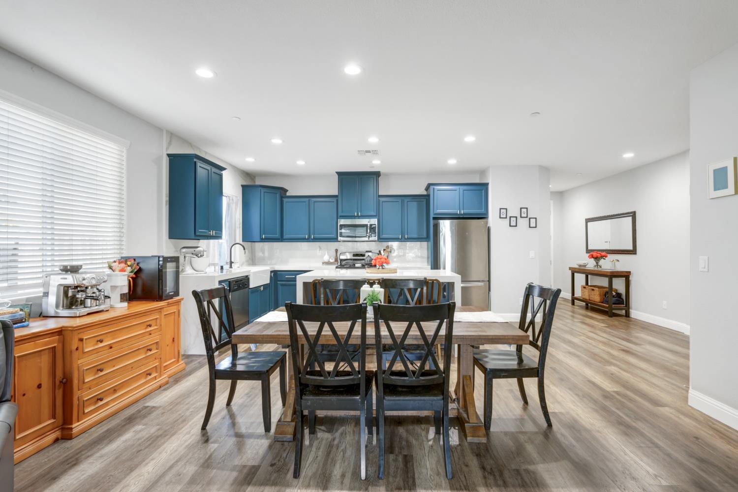 12373 Muir Trail Way