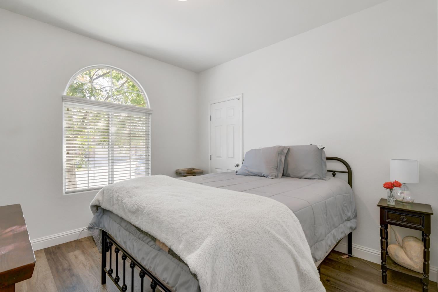 12373 Muir Trail Way