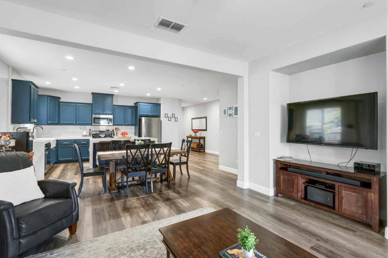 12373 Muir Trail Way