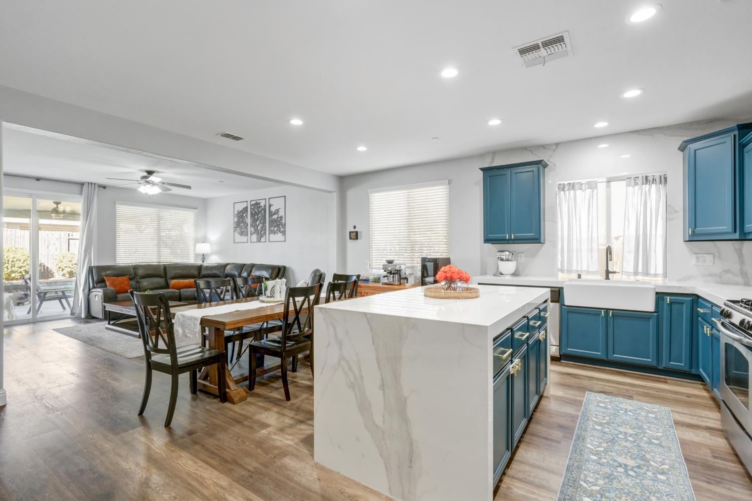 12373 Muir Trail Way