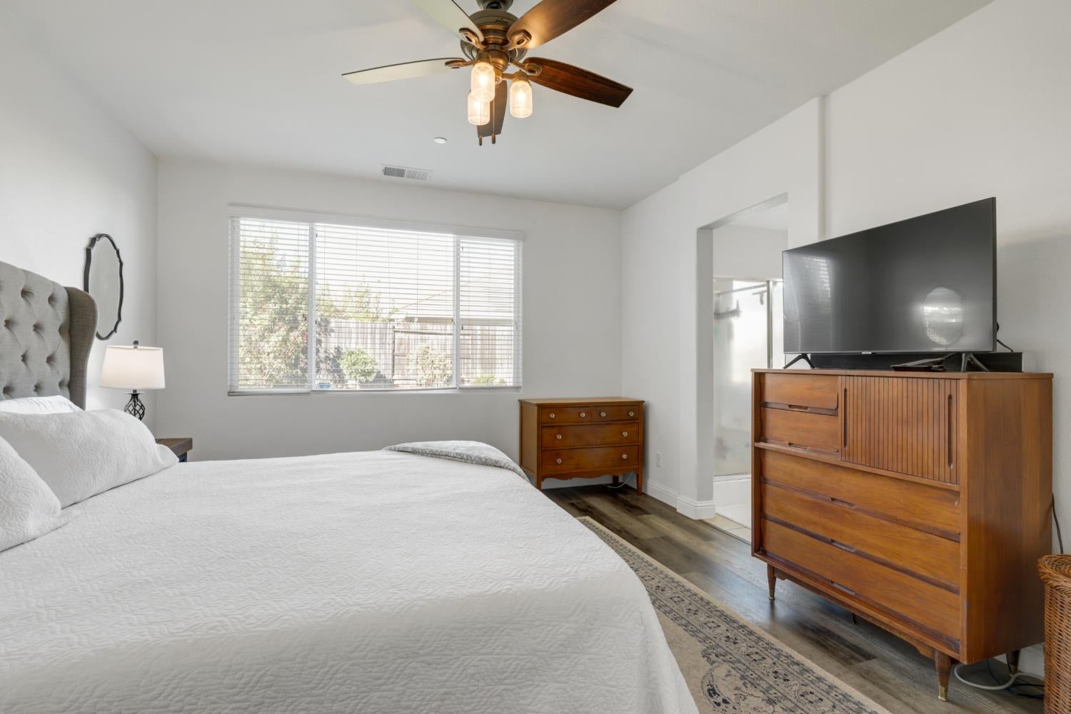 12373 Muir Trail Way