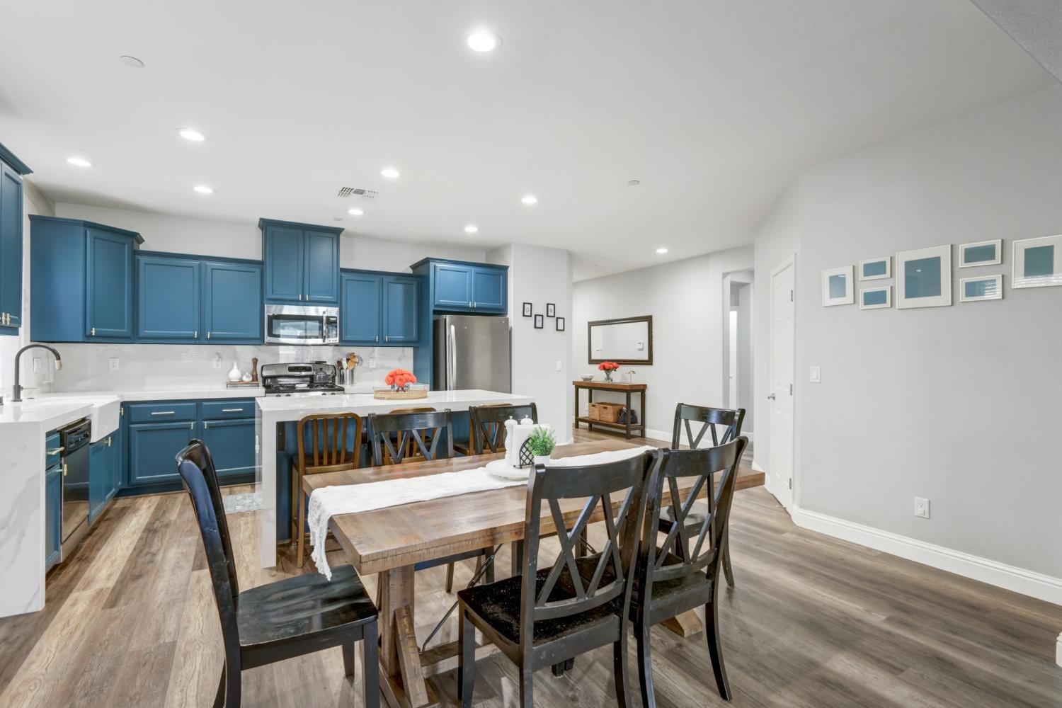 12373 Muir Trail Way