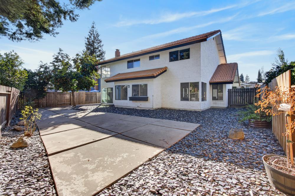 4925 Puma Way